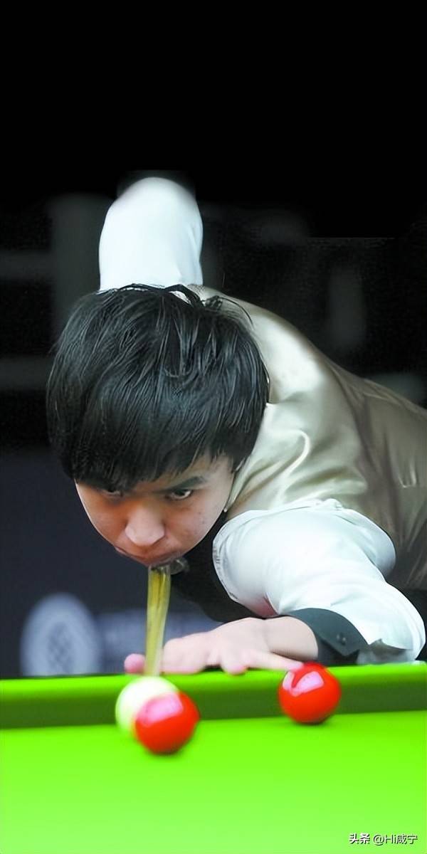 在绿茵场上 在绿茵场上