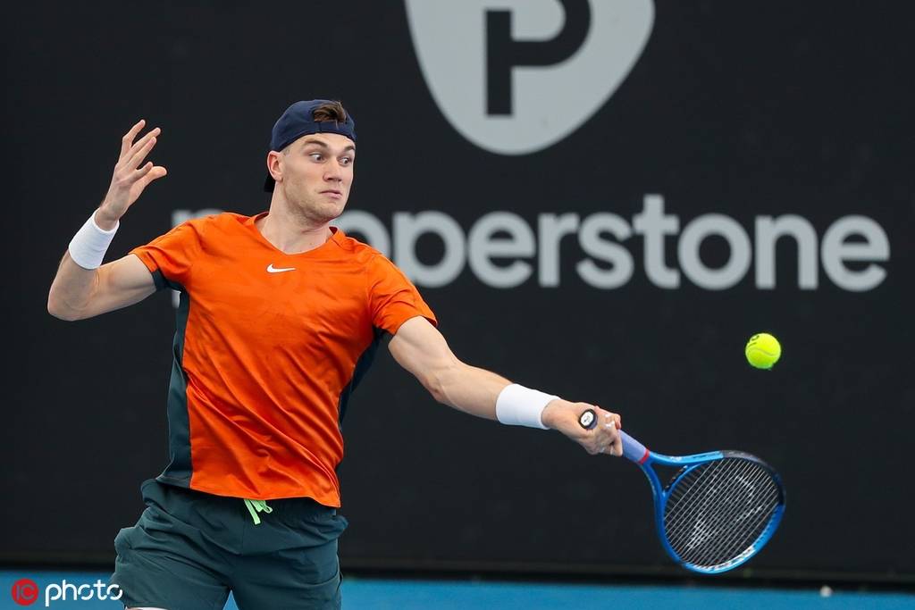 也彰显了他 也彰显了他