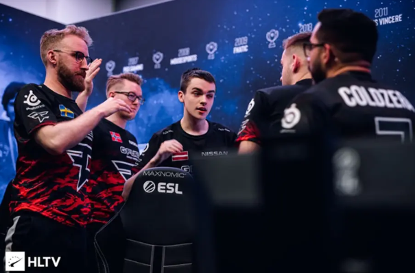 虽然都各有 虽然都各有