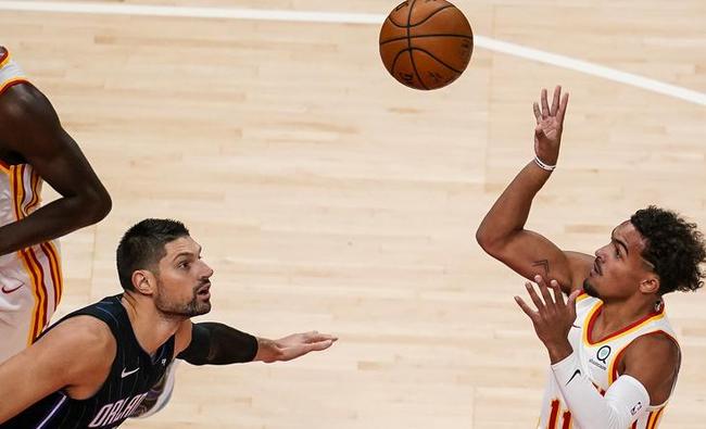 让我们拭目 让我们拭目